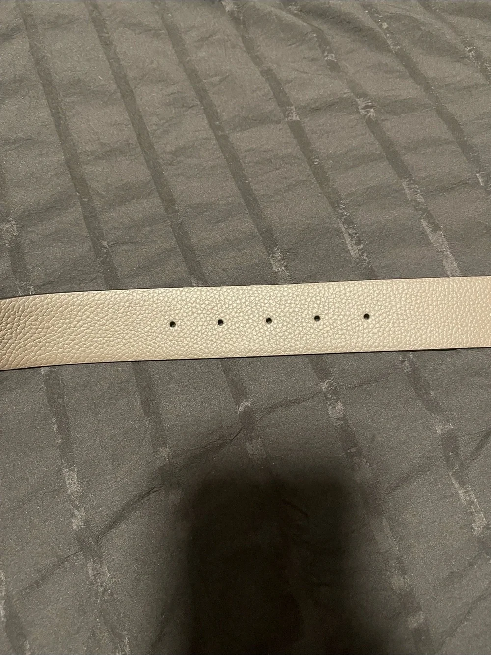 Tom Ford Gray/Black Reversible Pebbled Leather Belt with Silver T-Bar- Size 90